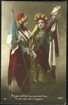 Carte patriotique montrant une jeune Fran�aise et une jeune Russe repr�sentant la France et la Russie, tenant chacune un drapeau et unies devant l'ennemi pour le meilleur et pour le pire  - 1915