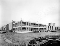 La construction de hangars industriels  Jou-les-Tours.  - Jou-les-Tours (37)  - 1972
