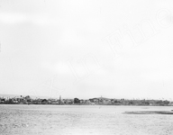 Croisire Cook, bord du Nil, ville avec mosque et moulin  vent  - gypte - 1900