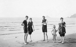 Juillet 1906, plage, le bain, tenue de bain  - Pleuneuf-Val -André (22)  - 1906