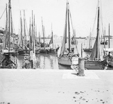 Le port avec voiliers  - Royan (17)  - 1900