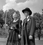 Un vieux couple en costume local  - Autriche (Innsbruck)  - 1937